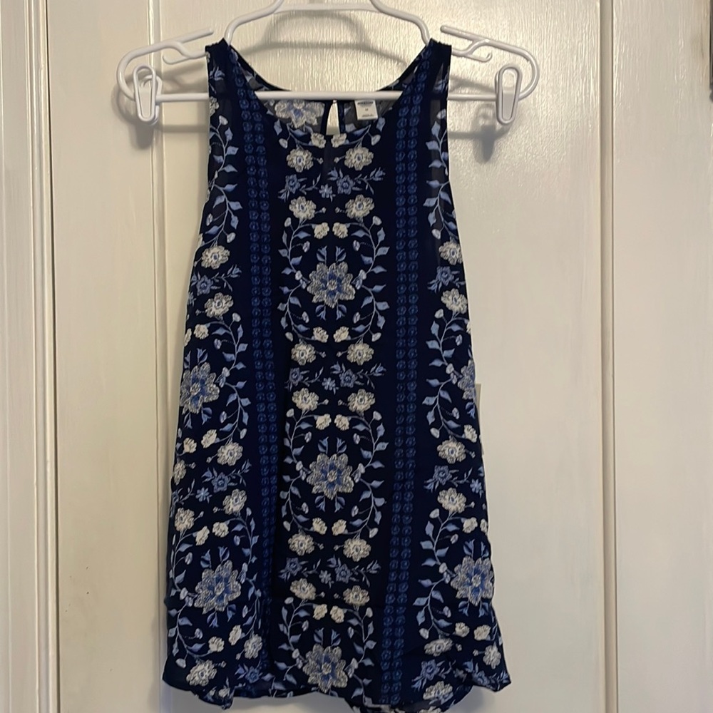 NWT Old Navy Rayon Sleeveless Top